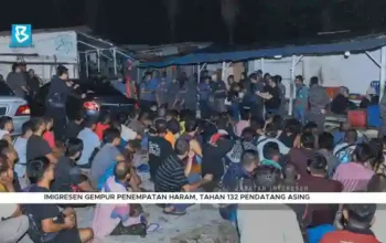 Malaysia Temukan Perkampungan Ilegal Di Ladang Sawit. Video: Imigrasi Malaysia Grebek Perkampungan Ilegal 132 WNI Di Tahan