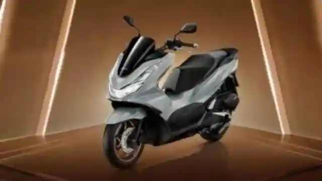 posjos.com — Saingan Baru Honda PCX. Saingan Baru Yamaha Nmax. Honda PCX dan Yamaha Nmax Dapat Saingan Baru